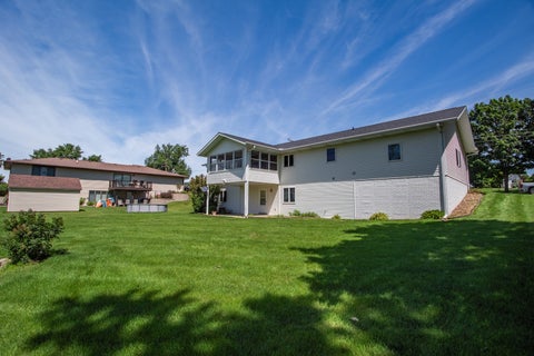 Tiny photo for 1008 1st Avenue, Fulton, IL 61252 (MLS # 12771343)