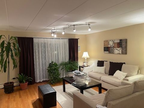 Tiny photo for 158 E Bailey Road #F, Naperville, IL 60565 (MLS # 12511607)