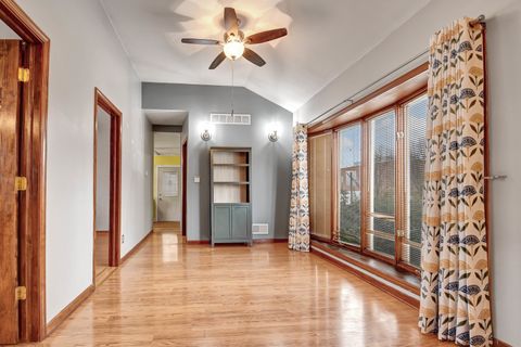 Tiny photo for 6724 W 174th Street, Tinley Park, IL 60477 (MLS # 12585623)