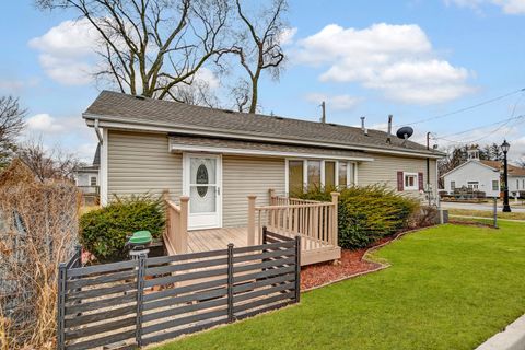 Tiny photo for 6724 W 174th Street, Tinley Park, IL 60477 (MLS # 12585623)