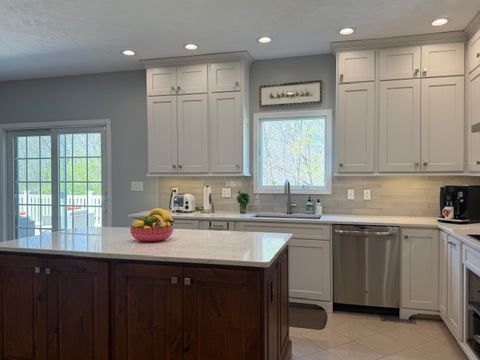 Tiny photo for 3550 Bishop Road, Mt Vernon, IL 62864 (MLS # 12615438)