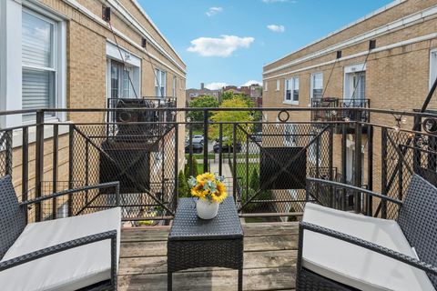 Tiny photo for 4906 N Drake Avenue #3, Chicago, IL 60625 (MLS # 12461223)