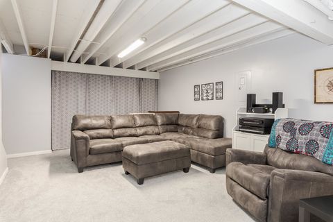 Tiny photo for 212 Springdale Avenue, Bloomington, IL 61704 (MLS # 12618125)