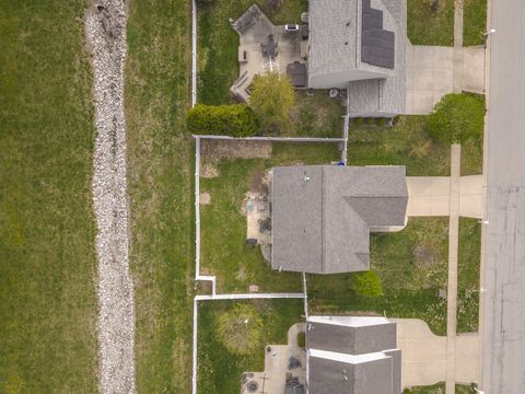 Tiny photo for 212 Springdale Avenue, Bloomington, IL 61704 (MLS # 12618125)