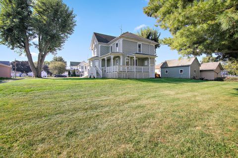 Tiny photo for 105 W Dorion Street, Beaverville, IL 60912 (MLS # 12475310)