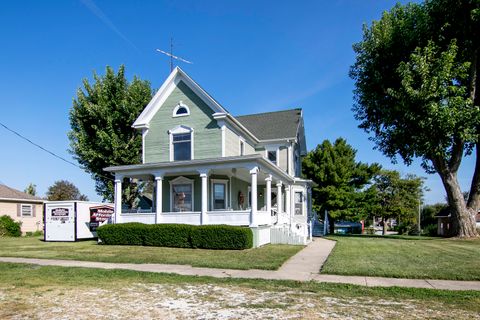 Tiny photo for 105 W Dorion Street, Beaverville, IL 60912 (MLS # 12475310)
