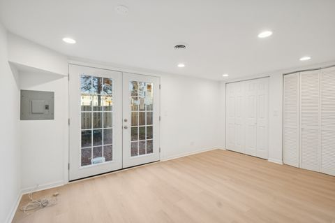 Tiny photo for 923 Banbury Court, Schaumburg, IL 60194 (MLS # 12510825)