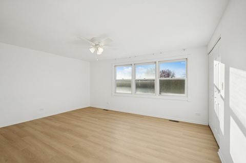 Tiny photo for 923 Banbury Court, Schaumburg, IL 60194 (MLS # 12510825)