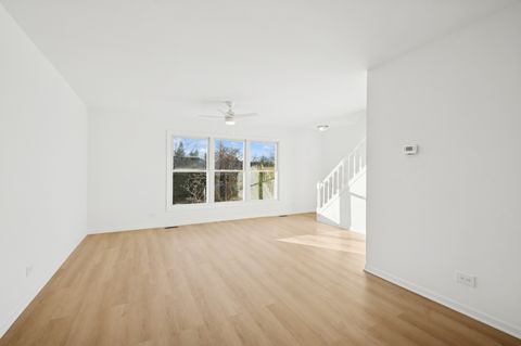 Tiny photo for 923 Banbury Court, Schaumburg, IL 60194 (MLS # 12510825)