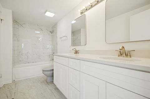 Tiny photo for 923 Banbury Court, Schaumburg, IL 60194 (MLS # 12510825)