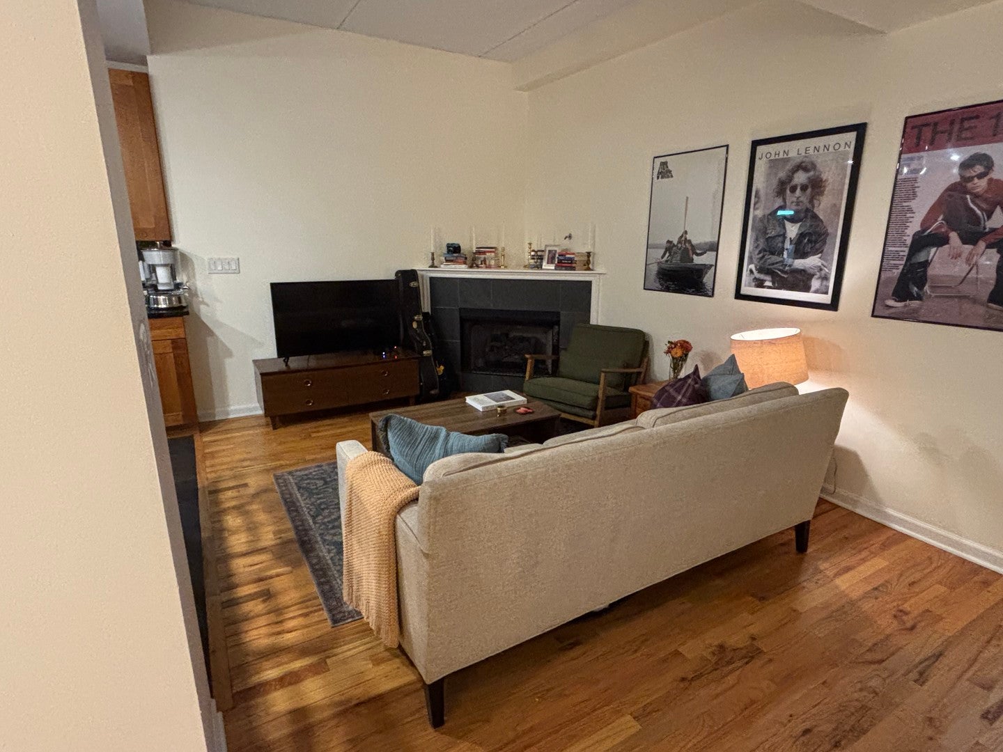 657 W Fulton Street 413