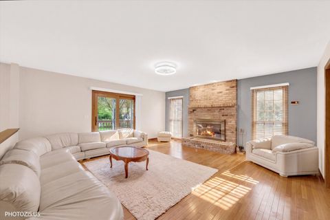 Tiny photo for 943 W Bailey Road, Naperville, IL 60565 (MLS # 12622523)