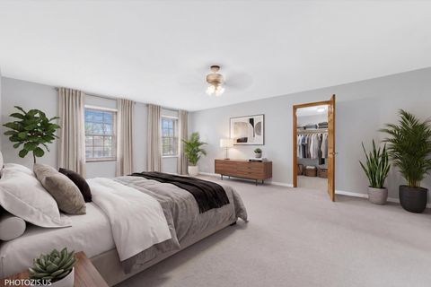 Tiny photo for 943 W Bailey Road, Naperville, IL 60565 (MLS # 12622523)