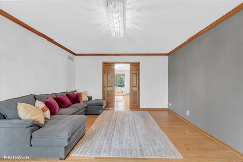 Tiny photo for 943 W Bailey Road, Naperville, IL 60565 (MLS # 12622523)