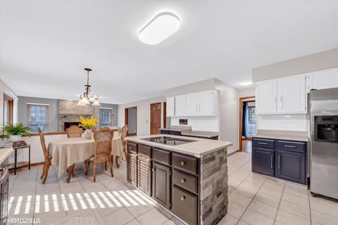 Tiny photo for 943 W Bailey Road, Naperville, IL 60565 (MLS # 12622523)