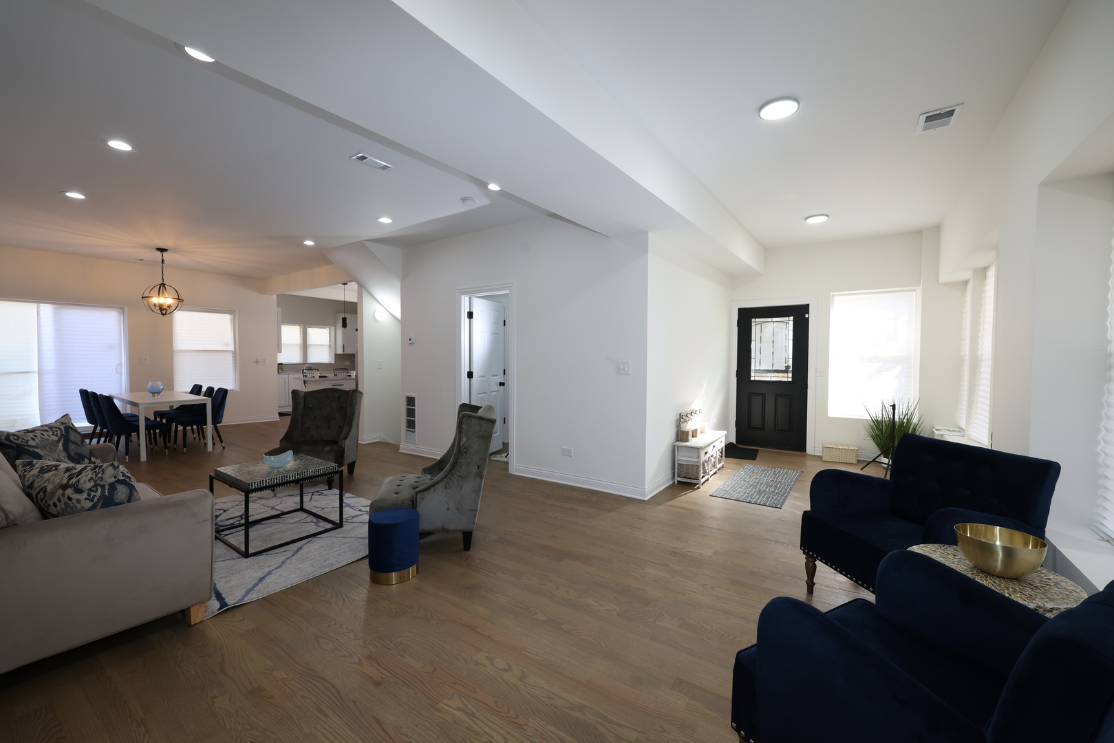 11173 S Hermosa Avenue