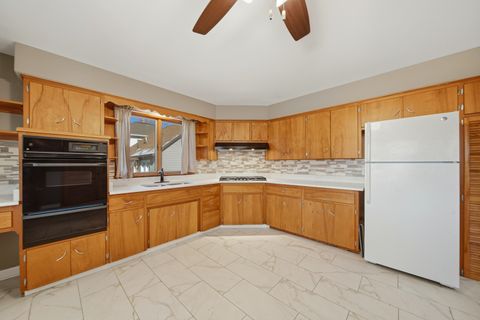 Tiny photo for 722 9th Avenue, Rock Falls, IL 61071 (MLS # 12635929)