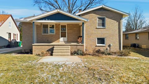 Tiny photo for 722 9th Avenue, Rock Falls, IL 61071 (MLS # 12635929)