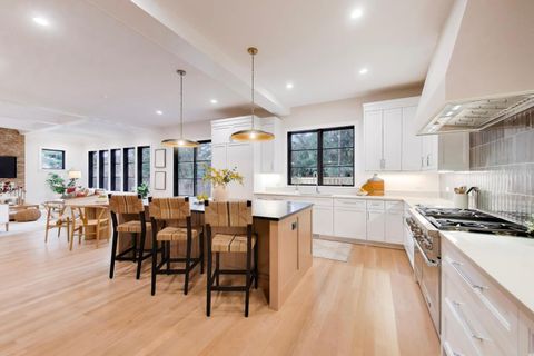 Tiny photo for 2938 Indianwood Road, Wilmette, IL 60091 (MLS # 12591609)