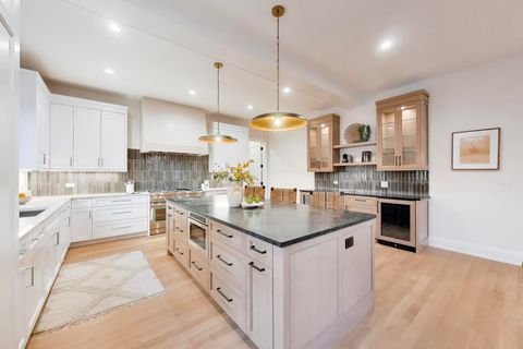 Tiny photo for 2938 Indianwood Road, Wilmette, IL 60091 (MLS # 12591609)