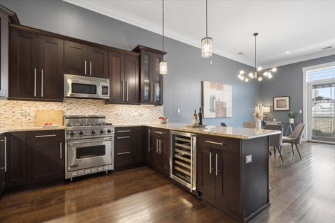 Tiny photo for 1423 W BELMONT Avenue #4, Chicago, IL 60657 (MLS # 12720277)