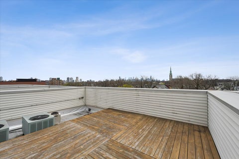 Tiny photo for 1423 W BELMONT Avenue #4, Chicago, IL 60657 (MLS # 12720277)