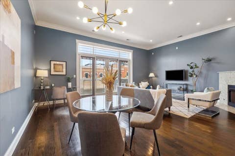 Tiny photo for 1423 W BELMONT Avenue #4, Chicago, IL 60657 (MLS # 12720277)