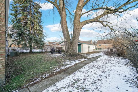 Tiny photo for 17423 Walter Street, Lansing, IL 60438 (MLS # 12541568)