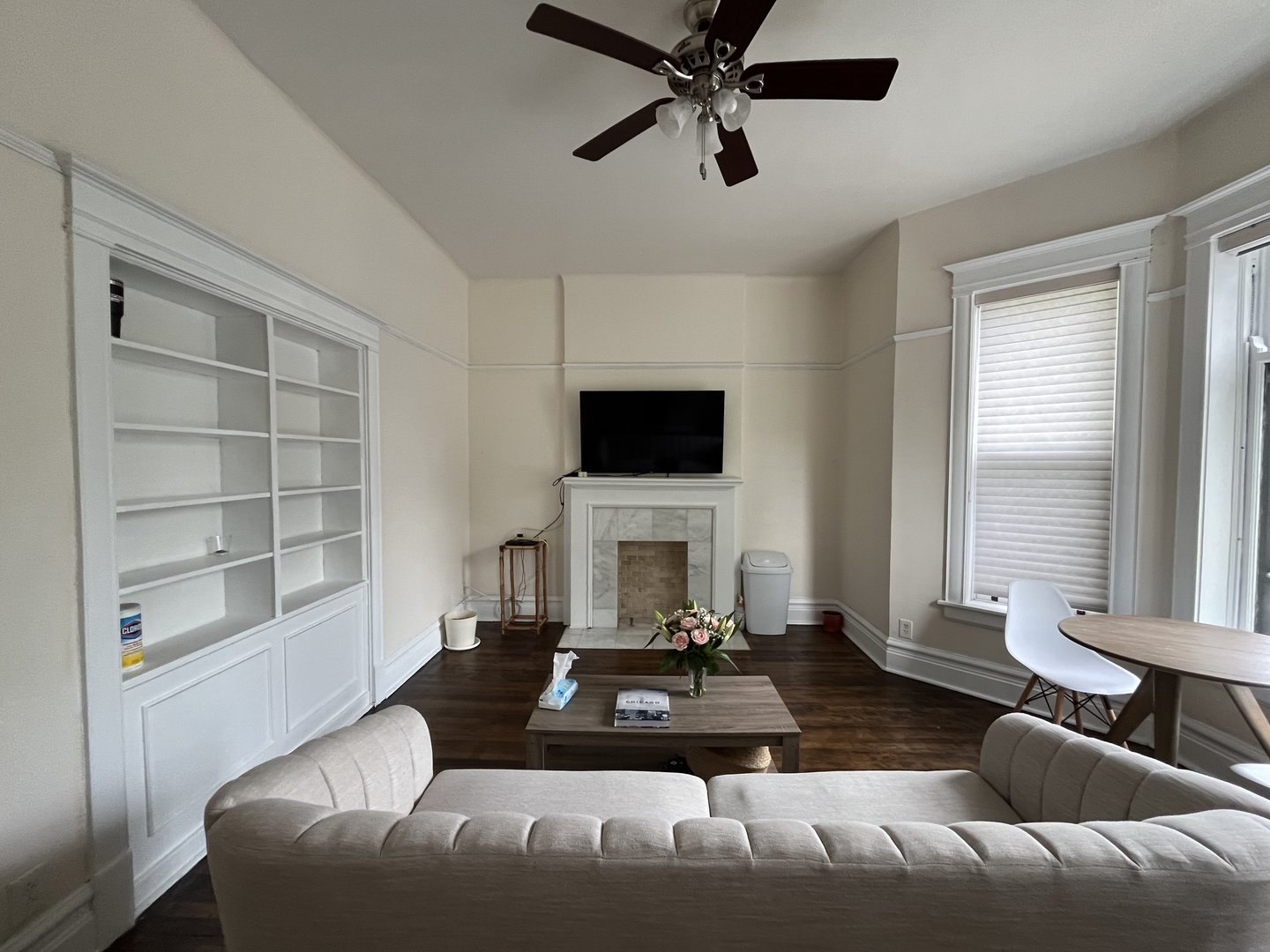 1359 E 57th Street 1