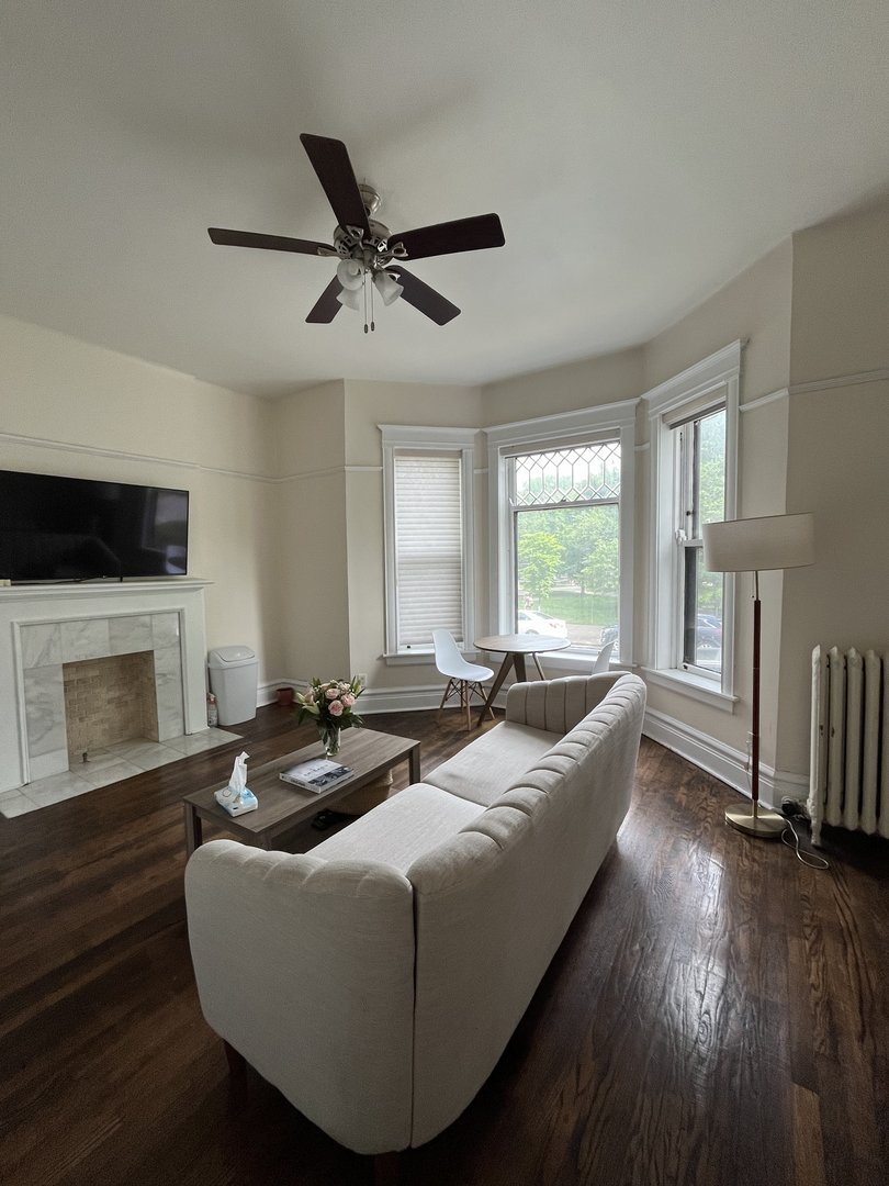 1359 E 57th Street 1