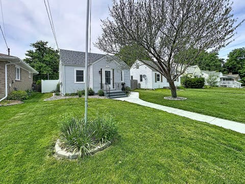 Tiny photo for 1841 32nd Street, Moline, IL 61265 (MLS # 12661162)