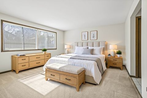 Tiny photo for 5835 Doe Circle #8, Westmont, IL 60559 (MLS # 12510999)