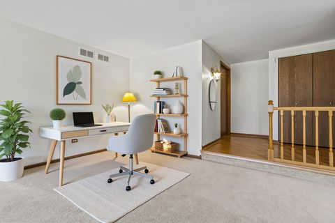 Tiny photo for 5835 Doe Circle #8, Westmont, IL 60559 (MLS # 12510999)