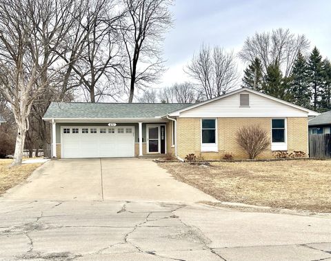 Photo of 451 31st Avenue, East Moline, IL 61244 (MLS # 12580767)
