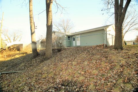 Tiny photo for 451 31st Avenue, East Moline, IL 61244 (MLS # 12580767)