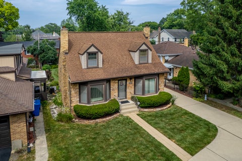 Tiny photo for 6631 N Caldwell Avenue, Chicago, IL 60646 (MLS # 12750014)