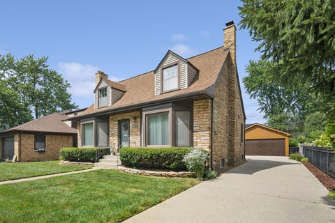 Tiny photo for 6631 N Caldwell Avenue, Chicago, IL 60646 (MLS # 12750014)