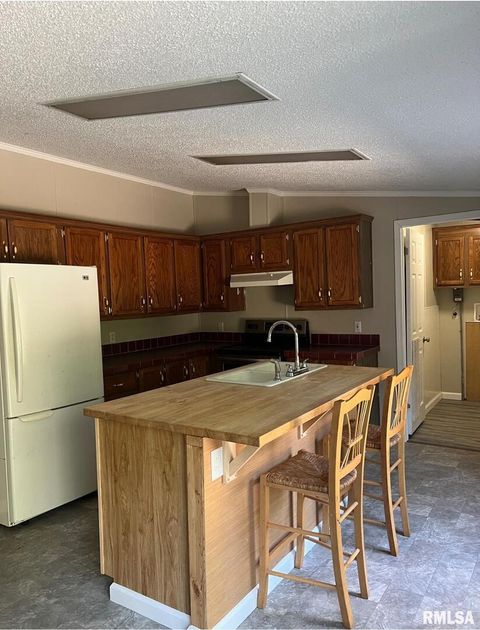 Tiny photo for 69/94 High Ridge Road, Carbondale, IL 62901 (MLS # EB459635)