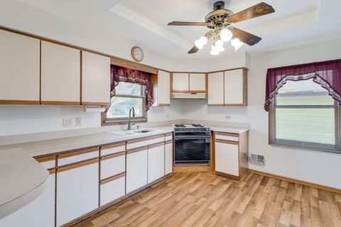 Tiny photo for 7331 W 114th Place, Worth, IL 60482 (MLS # 12600001)