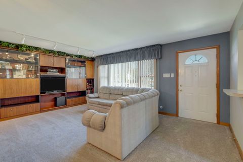 Tiny photo for 7331 W 114th Place, Worth, IL 60482 (MLS # 12600001)