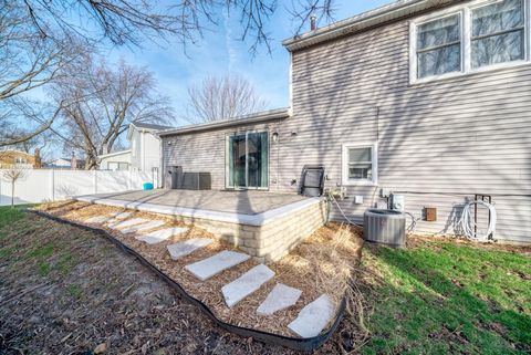 Tiny photo for 1754 Hemlock Drive, Glendale Heights, IL 60139 (MLS # 12574075)