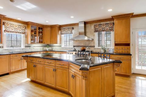 Tiny photo for 1135 Buttonwood Lane, Northbrook, IL 60062 (MLS # 12642442)