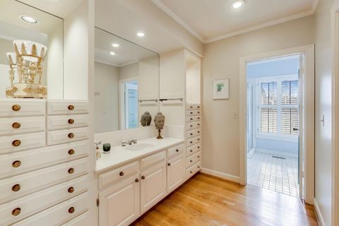 Tiny photo for 1135 Buttonwood Lane, Northbrook, IL 60062 (MLS # 12642442)