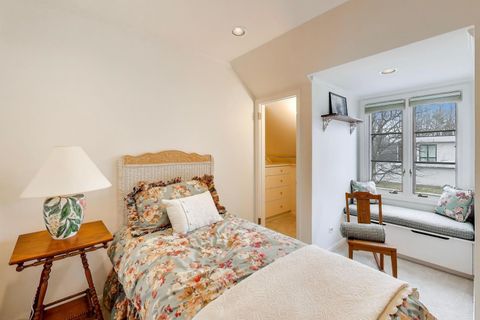 Tiny photo for 1135 Buttonwood Lane, Northbrook, IL 60062 (MLS # 12642442)