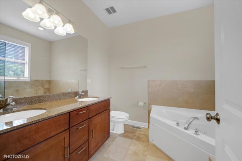 Tiny photo for 170 N Marion Street #14, Oak Park, IL 60302 (MLS # 12763165)