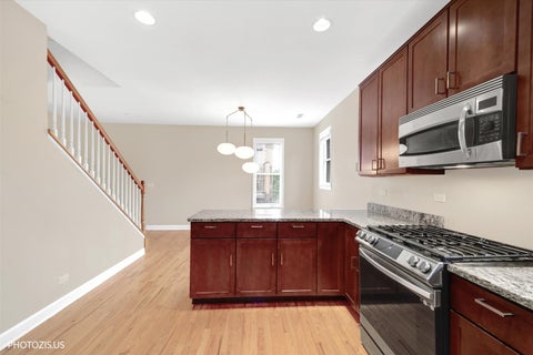 Tiny photo for 170 N Marion Street #14, Oak Park, IL 60302 (MLS # 12763165)