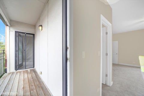 Tiny photo for 170 N Marion Street #14, Oak Park, IL 60302 (MLS # 12763165)