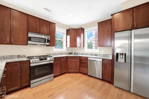 Tiny photo for 170 N Marion Street #14, Oak Park, IL 60302 (MLS # 12763165)