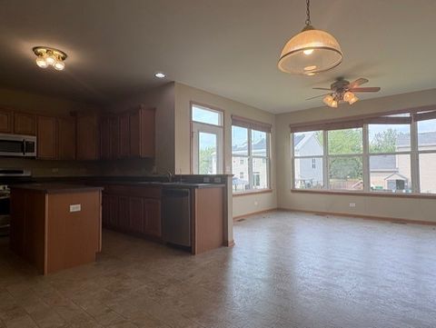 Tiny photo for 211 Leah Court, Sycamore, IL 60178 (MLS # 12459389)
