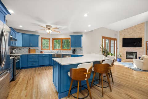 Tiny photo for 635 Magnolia Lane, Ottawa, IL 61350 (MLS # 12728693)